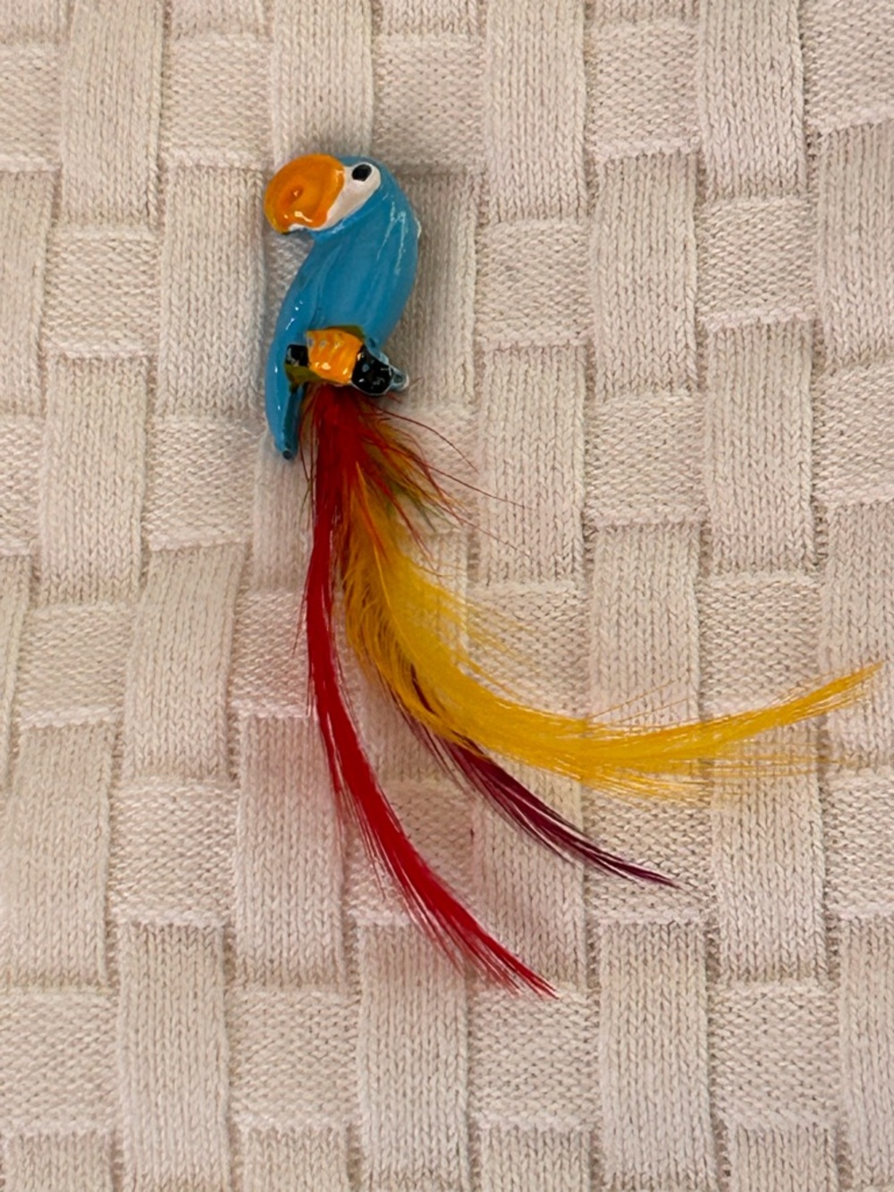 Blue Enamel Parrot Brooch with Colorful Feathers Vintage (4)
